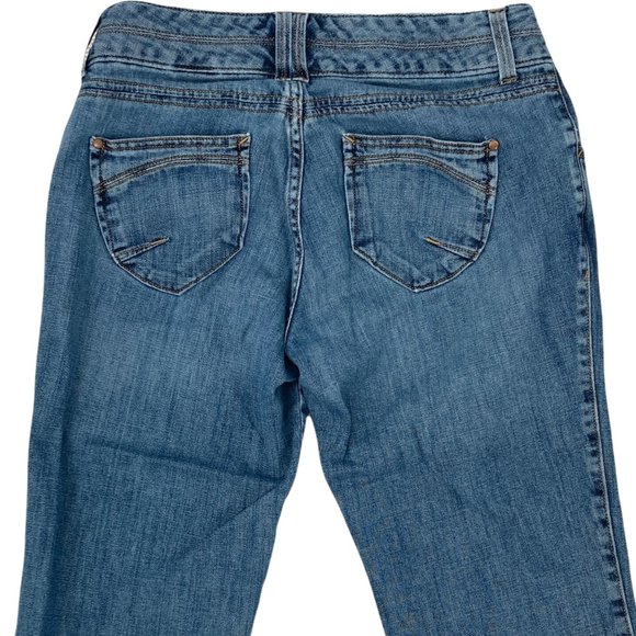 Eddie Bauer Petite Curvy Fit Capri Jeans - 6P - Picture 4 of 9